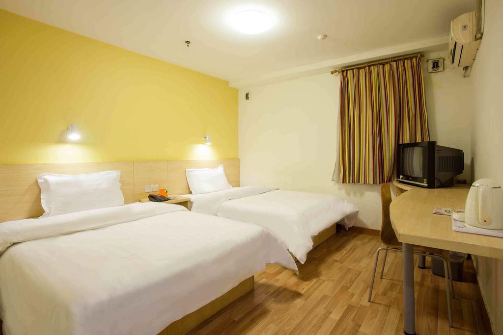 7Days Inn Dalian Wafangdian Railway Station 部屋 写真